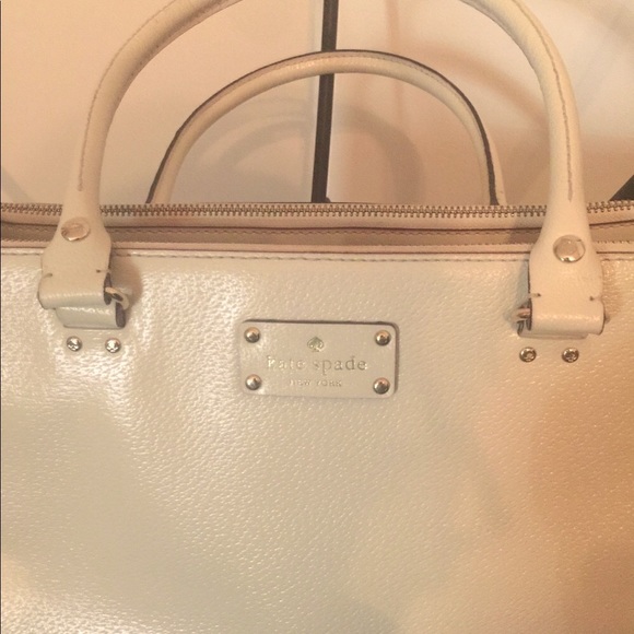 kate spade Handbags - Kate Spade Cream White Leather Handbag